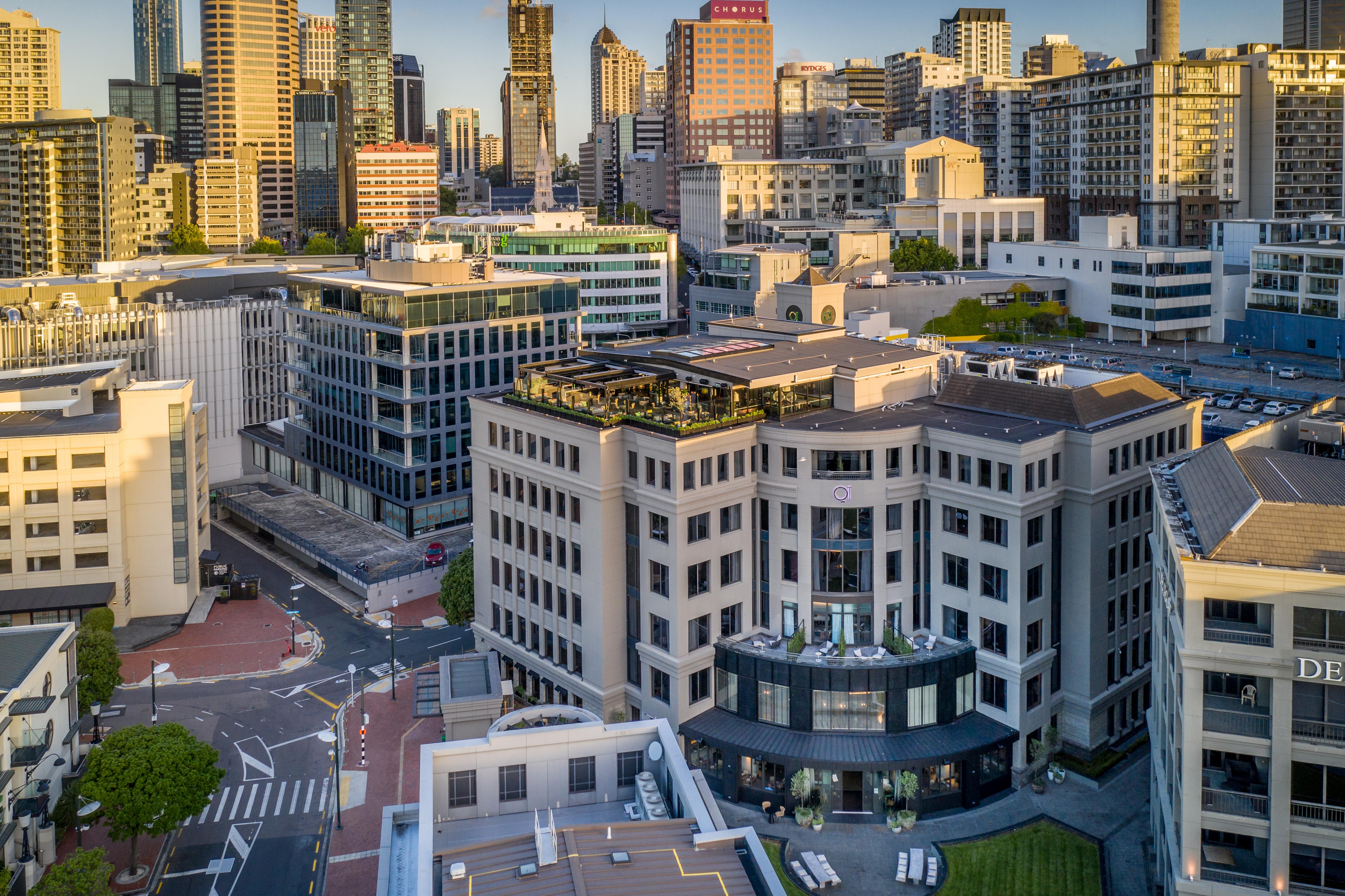 ホテル Qt オークランド エクステリア 写真 Aerial view of the San Diego Convention Center